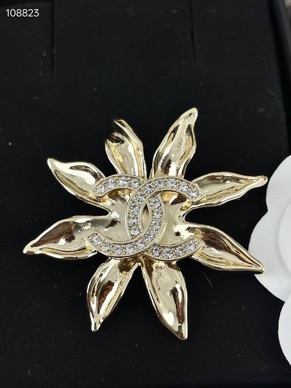 Chanel Brooch 06yxh01